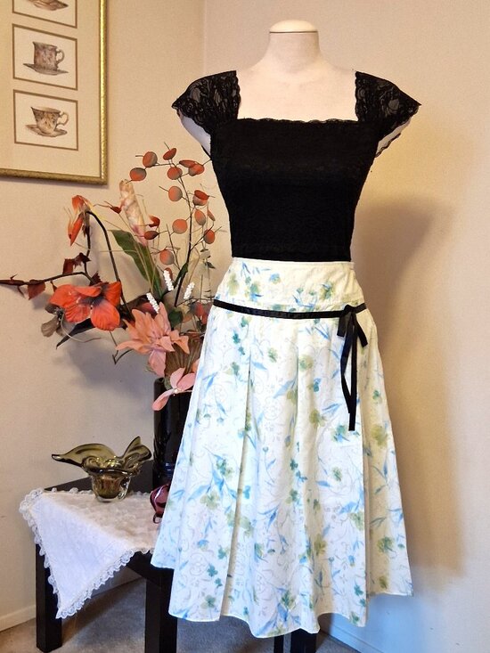 Style Fashions Dresses & Skirts - Floral Pleated Lined Midi Skirt A-Line Flared Quality Green Summer Skirts 12